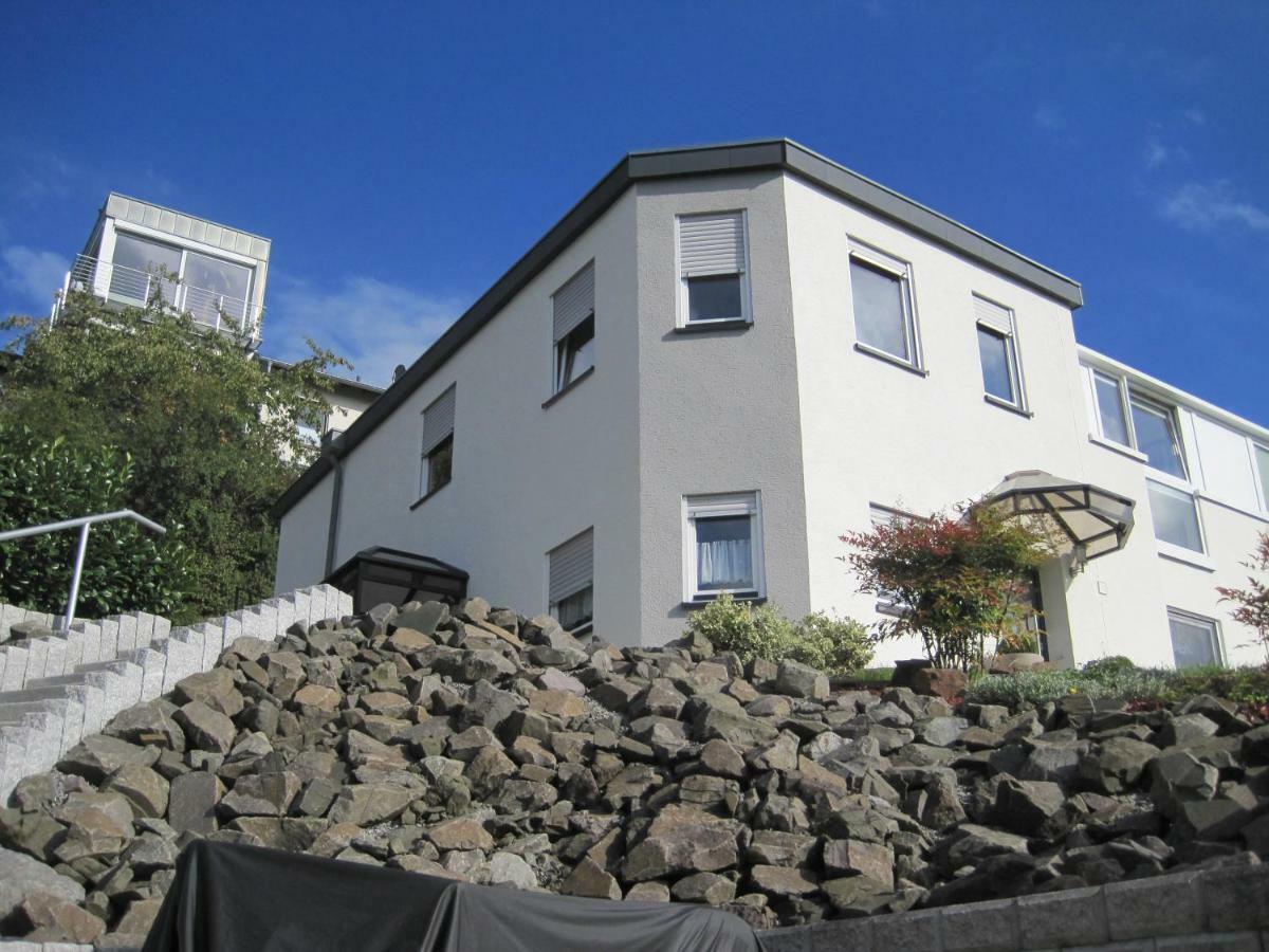 Lorth's Apartment